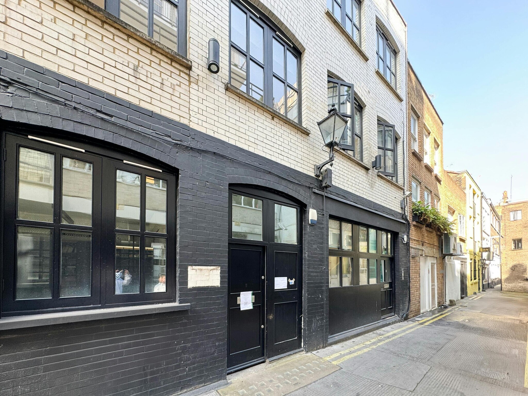 11B Wardour Mews, London to rent Building Photo- Image 1 of 9