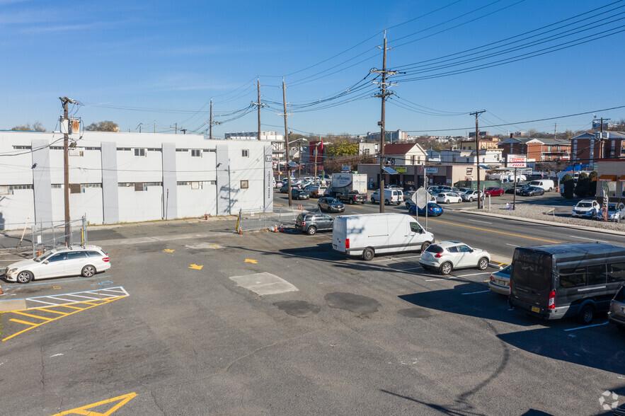 2001 42nd St, North Bergen, NJ for rent - Building Photo - Image 3 of 4