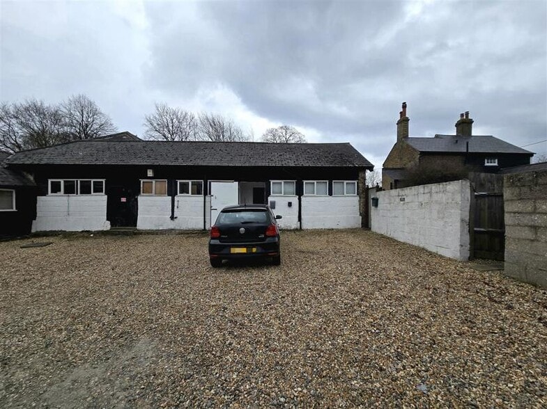 Horton Rd, South Darenth to rent - Primary Photo - Image 1 of 2