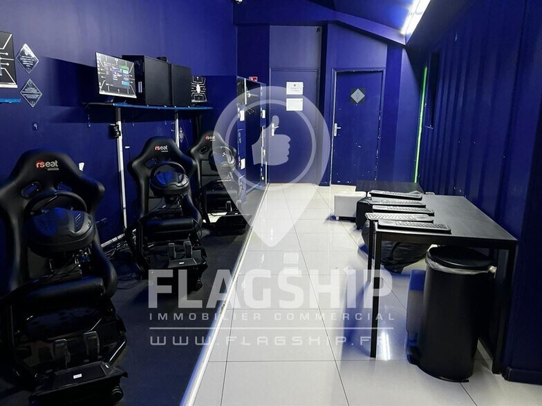 Retail in Paris to rent - Interior Photo - Image 3 of 9