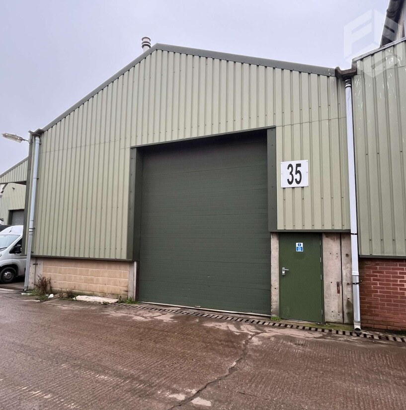 Ollerton Rd, Tuxford to rent Primary Photo- Image 1 of 5