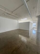 719 S Los Angeles St, Los Angeles, CA to rent Interior Photo- Image 1 of 2