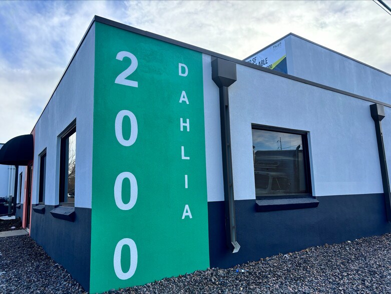 2000 S Dahlia St, Denver, CO for rent - Building Photo - Image 2 of 3