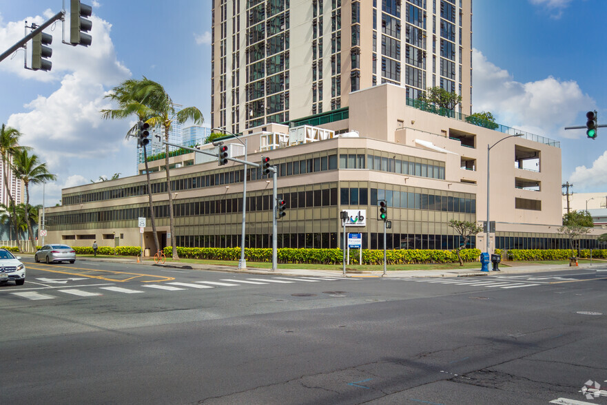 1050 Queen St, Honolulu, HI for rent - Building Photo - Image 3 of 5