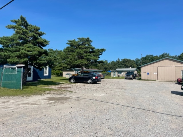 5668 F41 Hwy, Oscoda, MI for sale - Primary Photo - Image 1 of 9