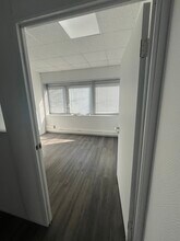 12 Avenue Ariane, Mérignac to rent Interior Photo- Image 2 of 5