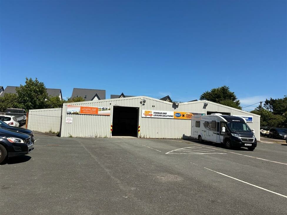 8 Laurel Ct, Bridgend to rent Building Photo- Image 1 of 1