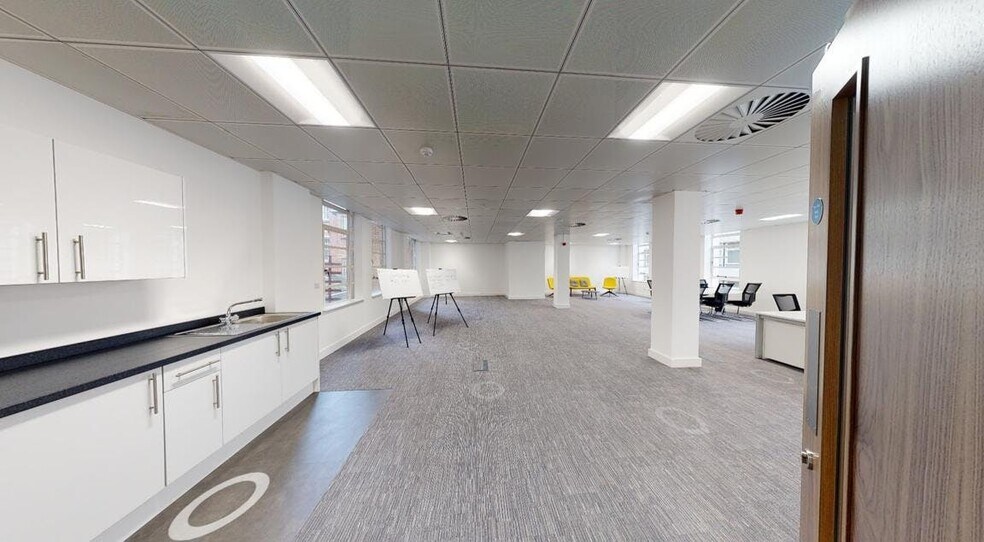 39-41 Waterloo St, Birmingham to rent - Building Photo - Image 3 of 15