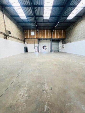More details for 65 Avenue Georges Politzer, Élancourt - Light Industrial to Rent