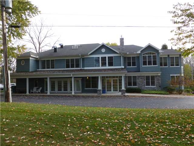 400 Whitney Rd, Penfield, NY for rent - Primary Photo - Image 2 of 36