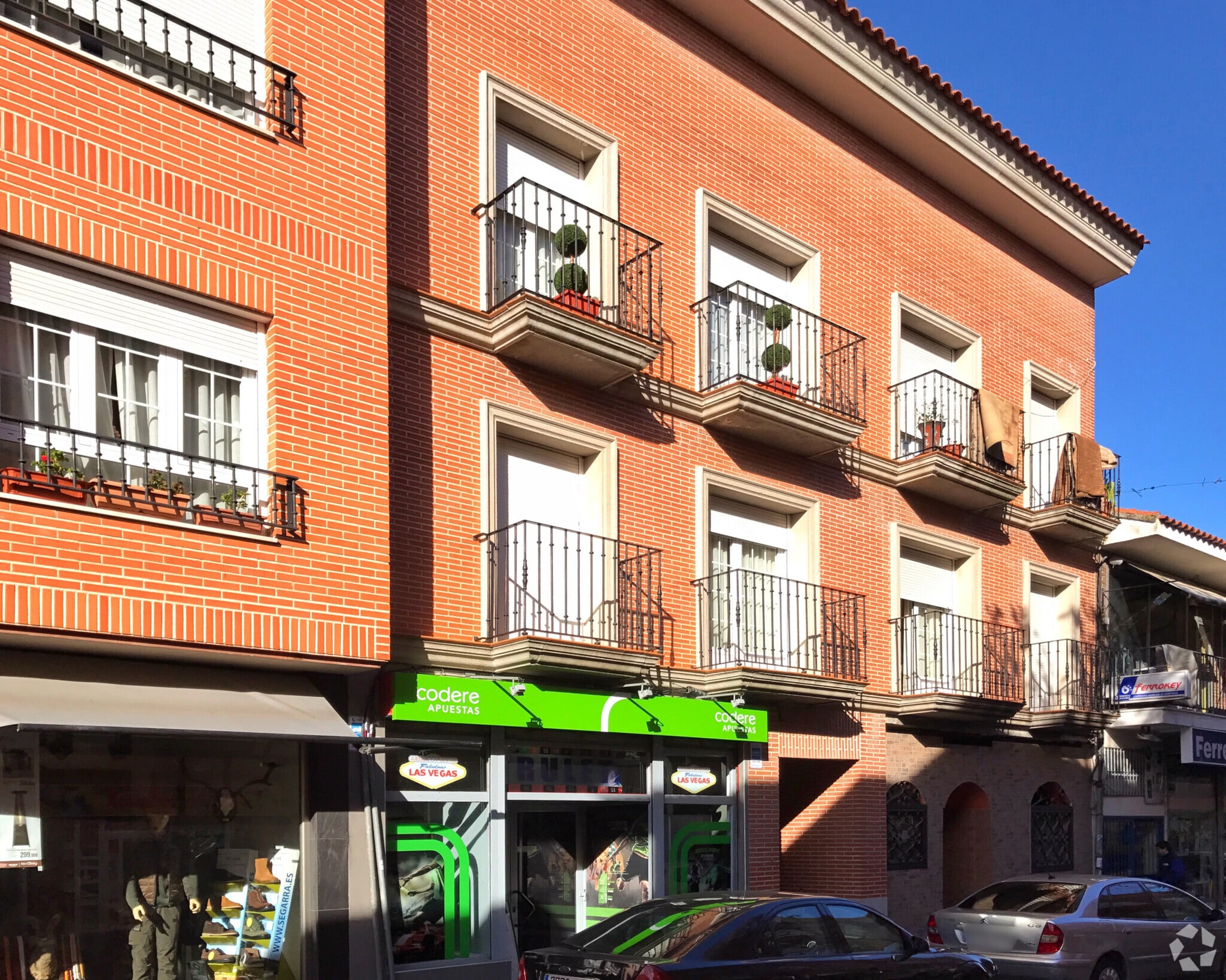Avenida Consuelo, 6, Ciempozuelos, Madrid to rent Building Photo- Image 1 of 3