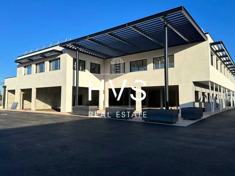 Office in Éguilles to rent - Building Photo - Image 1 of 14