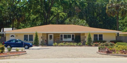 4830 Atlantic Blvd, Jacksonville, FL for rent Primary Photo- Image 1 of 13