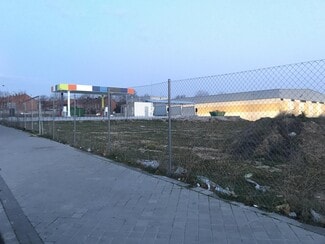 More details for Avenida Cerro del Rubal, 3, Parla - Land to Rent