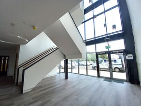 Willie Snaith Rd, Newmarket to rent Interior Photo- Image 1 of 6