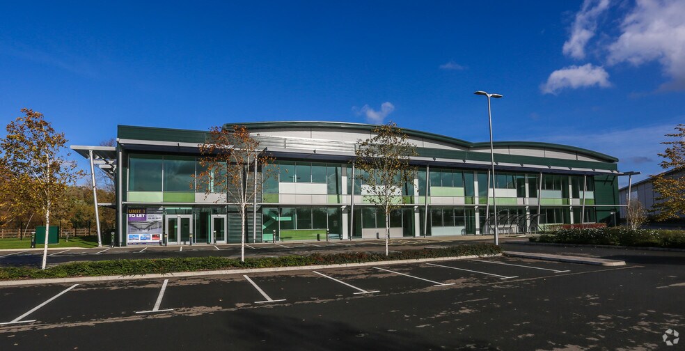 Bedfont Rd, Feltham for sale - Primary Photo - Image 1 of 1