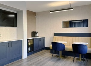 16 Old Market Pl, Altrincham to rent Interior Photo- Image 1 of 6