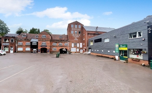 More details for Mill Hl, Botley - Office / Retail to Rent
