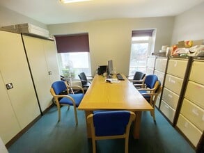 Carey St, Reading to rent Interior Photo- Image 2 of 13