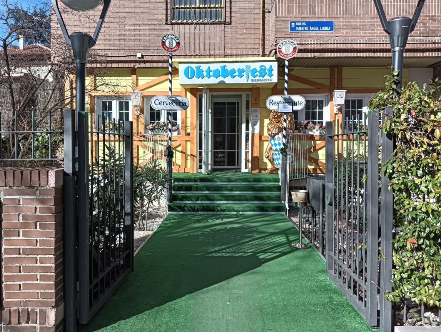 Calle del Maestro Ángel Llorca, 17, Madrid, Madrid for sale Interior Photo- Image 1 of 1