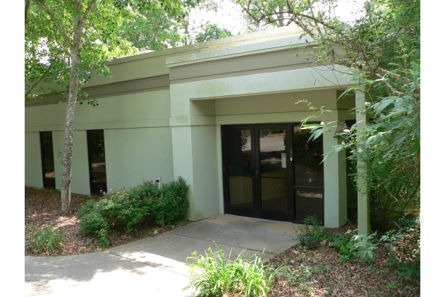 320 Research Dr, Athens, GA for rent - Building Photo - Image 3 of 15