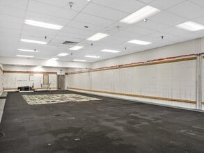 3415 Calumet Ave, Manitowoc, WI to rent Building Photo- Image 2 of 6