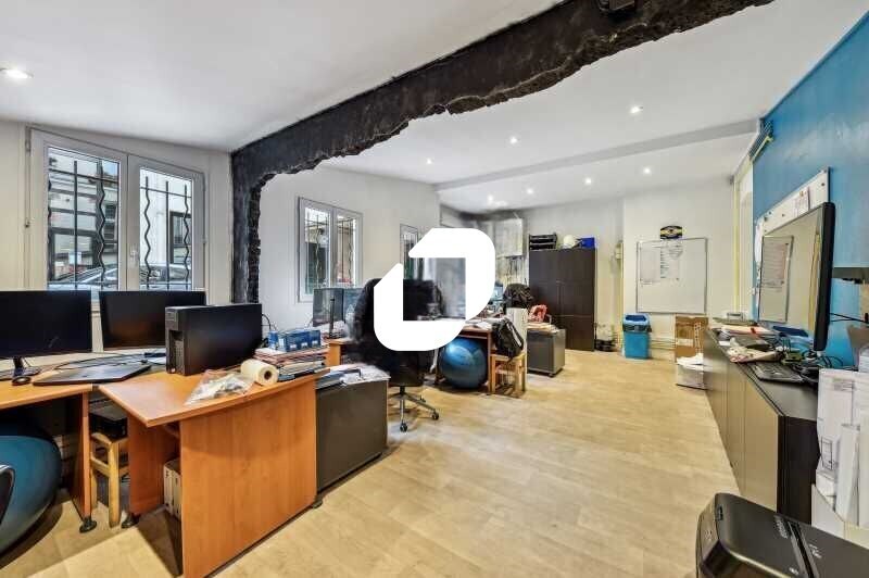 Office in Paris for sale - Interior Photo - Image 2 of 12