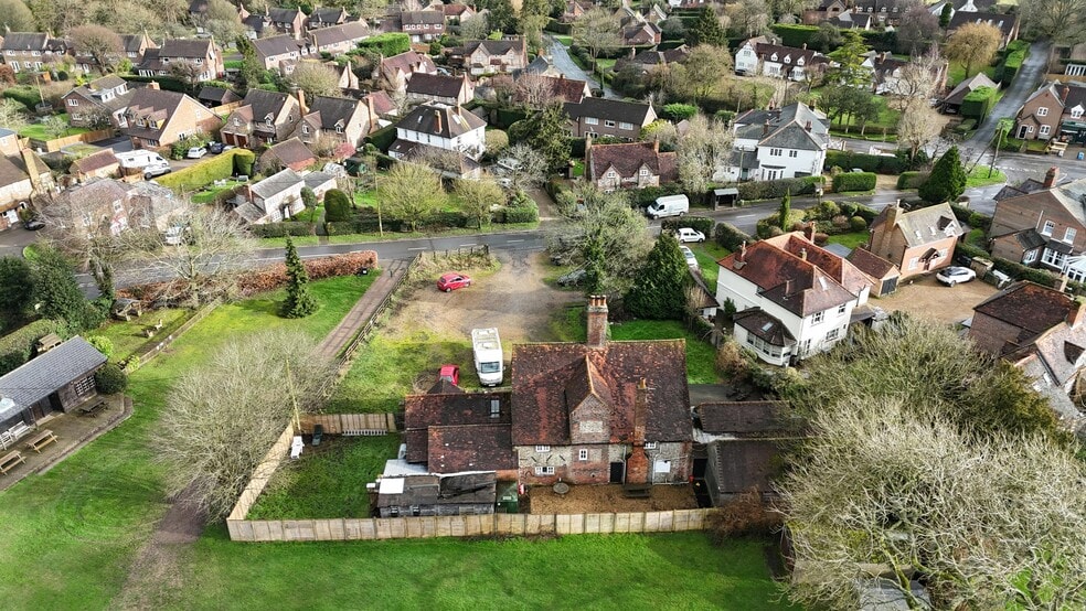Hampden Rd, Speen for sale - Building Photo - Image 2 of 10
