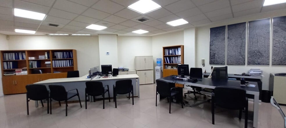Office / Retail in Pozuelo de Alarcón, Madrid to rent - Interior Photo - Image 3 of 5