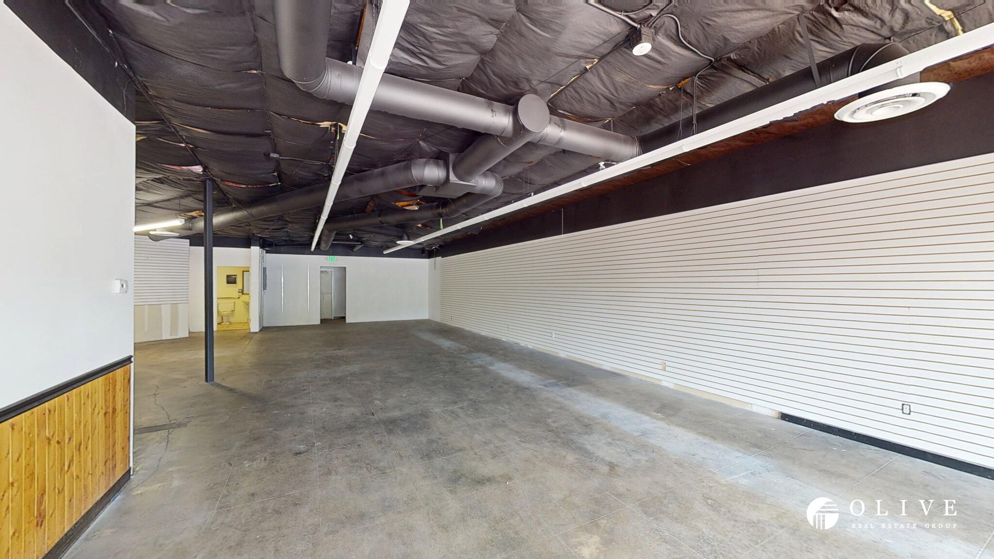 4935 Centennial Blvd, Colorado Springs, CO to rent Interior Photo- Image 1 of 6