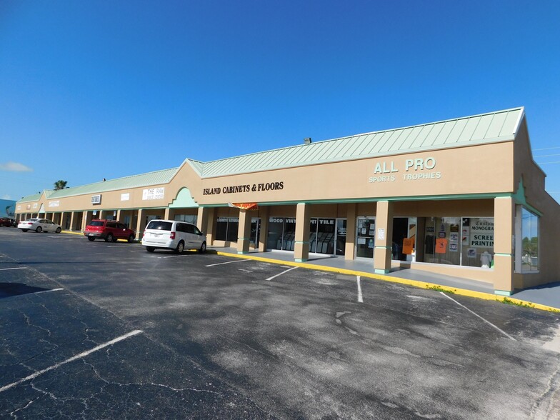 247-281 N Babcock St, Melbourne, FL for rent - Building Photo - Image 2 of 4