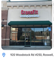 920 Woodstock Rd, Roswell, GA for rent Building Photo- Image 1 of 2