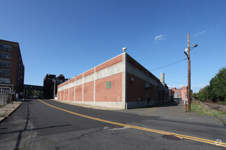 More details for 100 Curtis St, New Britain, CT - Industrial for Sale