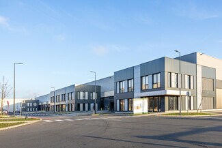 More details for 51 Rue Du Commandant Rolland, Le Bourget - Light Industrial to Rent