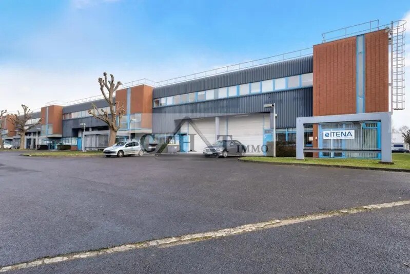 Industrial in Villepinte to rent Building Photo- Image 1 of 5