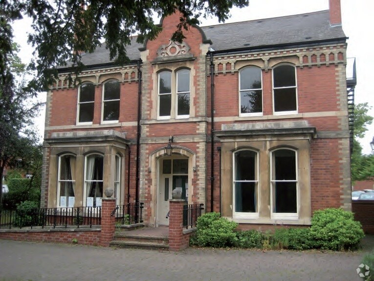 10 Devonshire Ave, Beeston for sale Primary Photo- Image 1 of 1