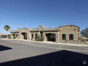 1968 N Peart Rd, Casa Grande, AZ for rent Primary Photo- Image 1 of 9