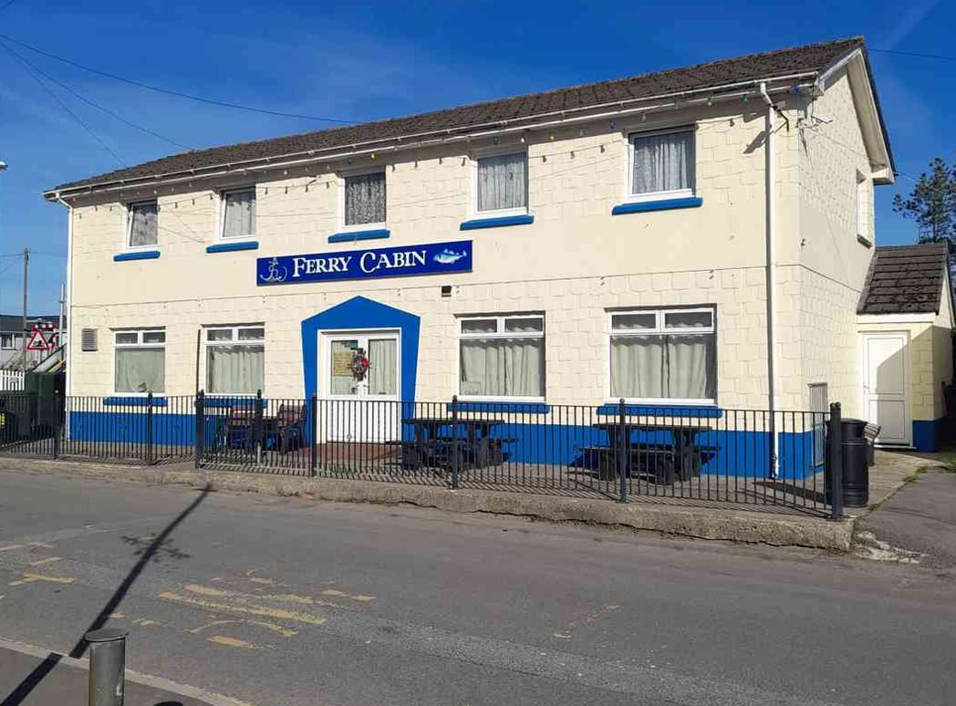 Eva Terr, Ferryside for sale Primary Photo- Image 1 of 6