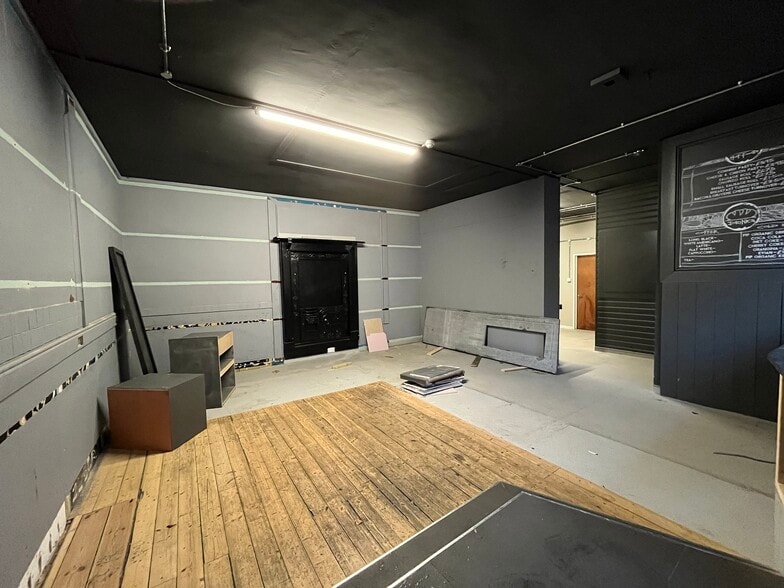 1 Parsons St, Banbury to rent - Interior Photo - Image 2 of 5