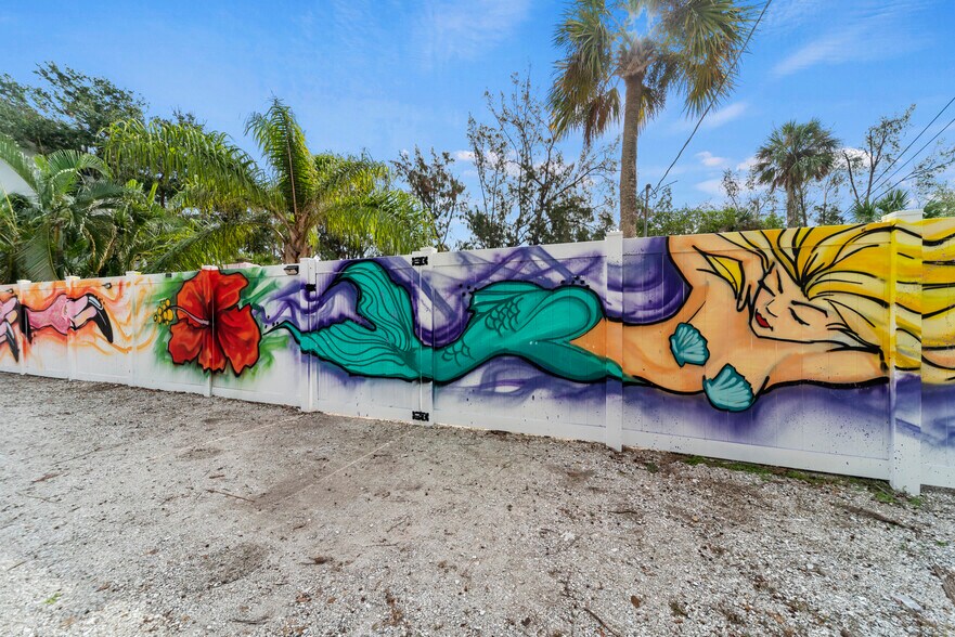 2 Duplexes Siesta Key Sarasota, FL for Sale UK