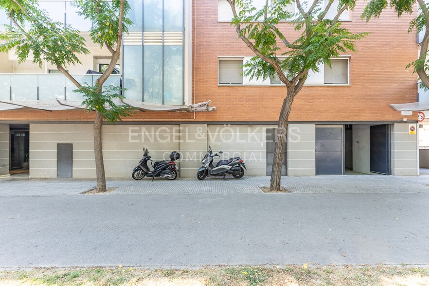 Build-to-Rent in Sant Feliu de Llobregat, Barcelona for sale - Building Photo - Image 2 of 3