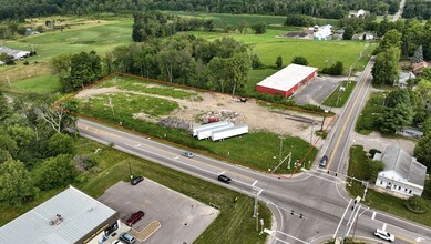 17740 Claridon Troy Rd, Burton, OH for rent Building Photo- Image 1 of 7