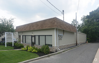 More details for 806 E Main St, Riverhead, NY - Office/Medical for Rent