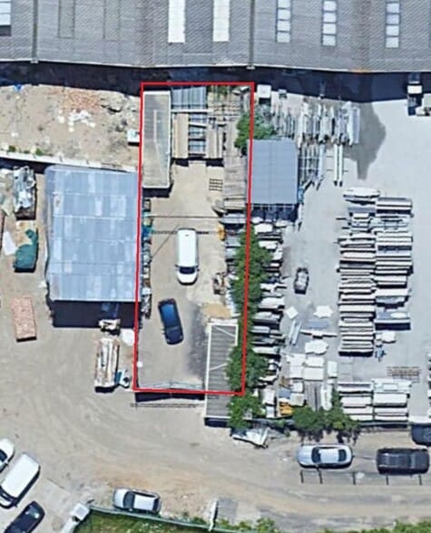 Back Yard C0, Swanscombe for sale - Primary Photo - Image 1 of 1