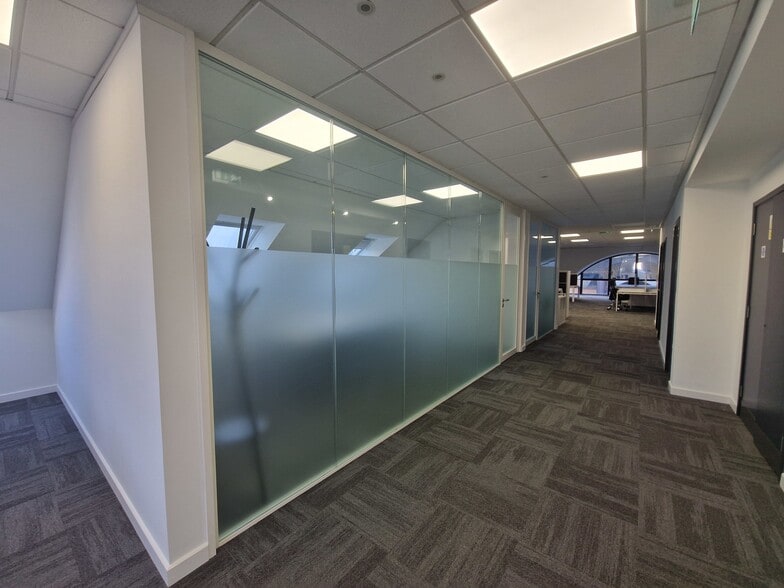 183 St Vincent St, Glasgow to rent - Building Photo - Image 3 of 23