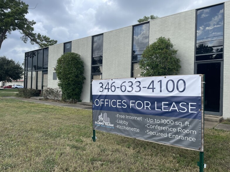 10480 Grant Rd, Houston, TX for rent - Building Photo - Image 3 of 26