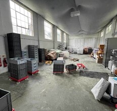 5 Devon Pl, Edinburgh to rent Interior Photo- Image 2 of 2