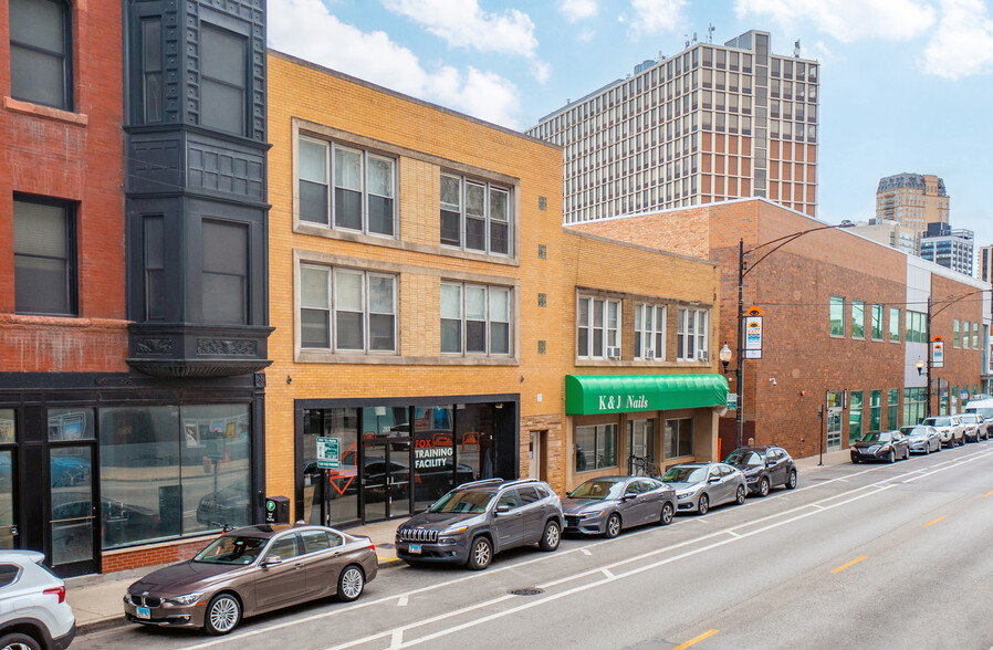 2831 N Clark St, Chicago, IL for sale - Primary Photo - Image 1 of 1