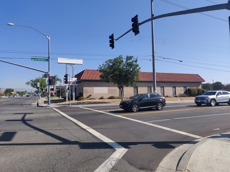 9699 Sierra Ave, Fontana, CA for sale - Building Photo - Image 1 of 1