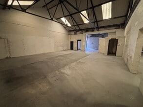 Stanton Rd, Southampton to rent Interior Photo- Image 1 of 3
